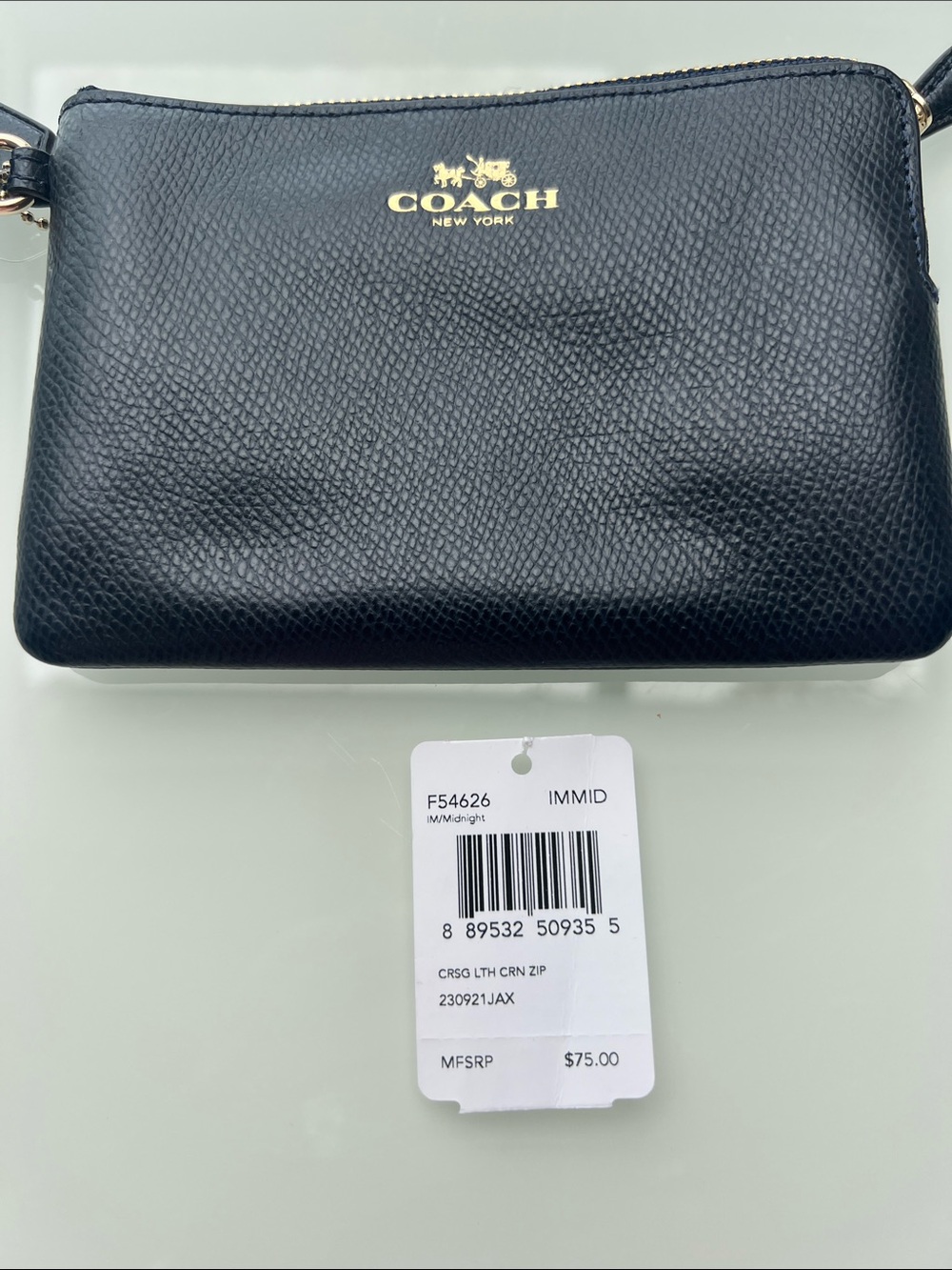 Coach “NWT”Black Pebbled Leather Wristlet with Gold Logo - Picture 5 of 5